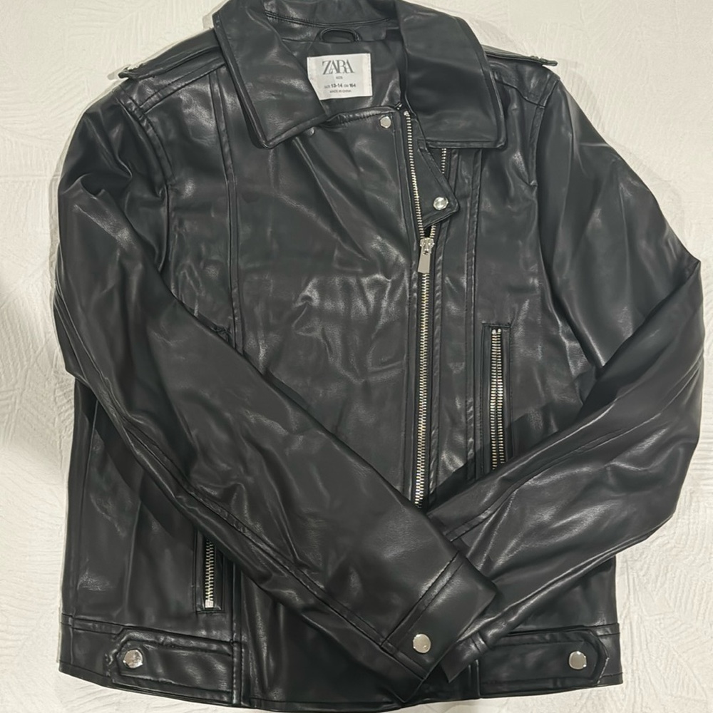 Never worn Zara girl leather jacket